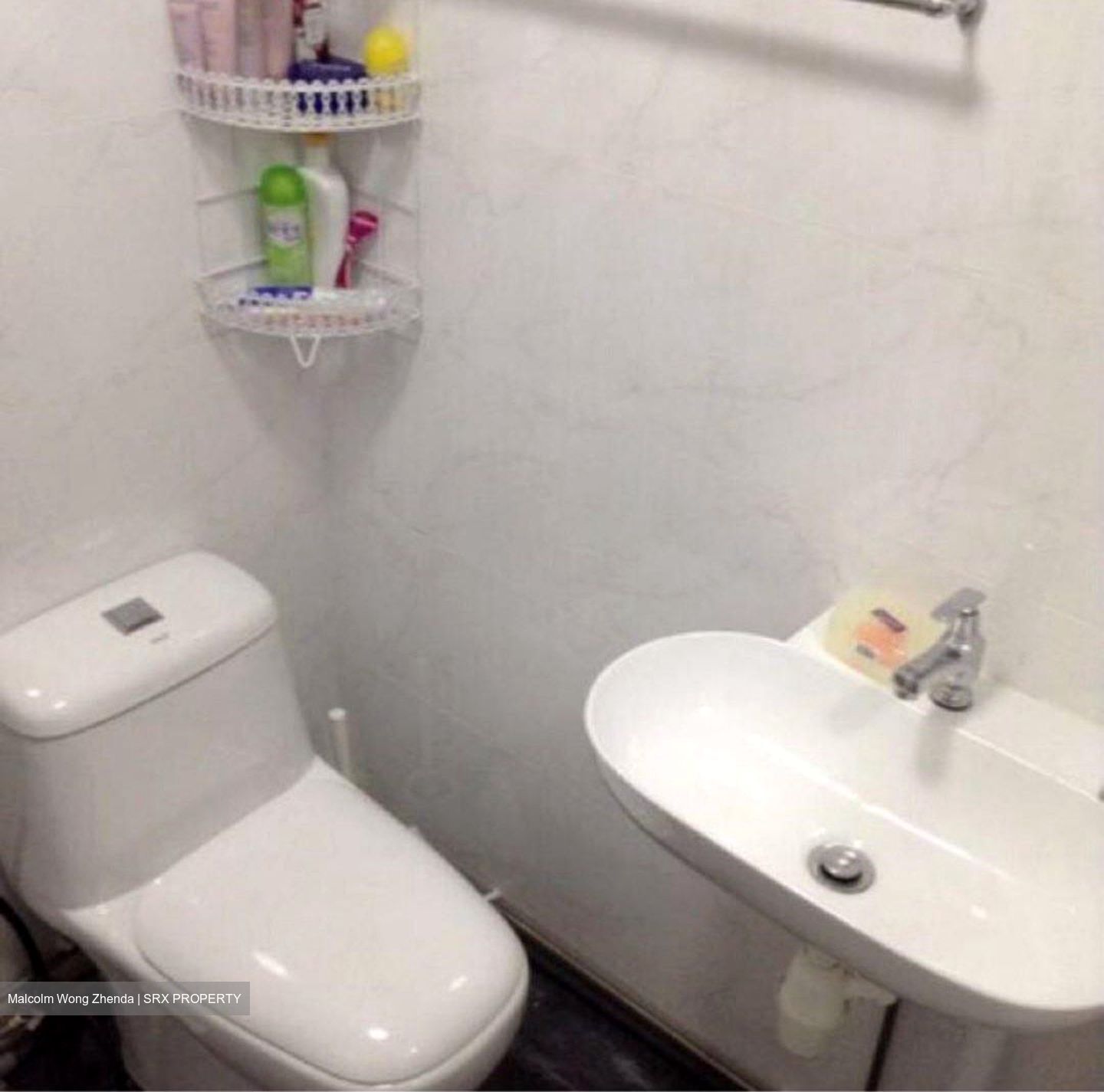 Blk 528 Jurong West Street 52 (Jurong West), HDB Executive #589890271